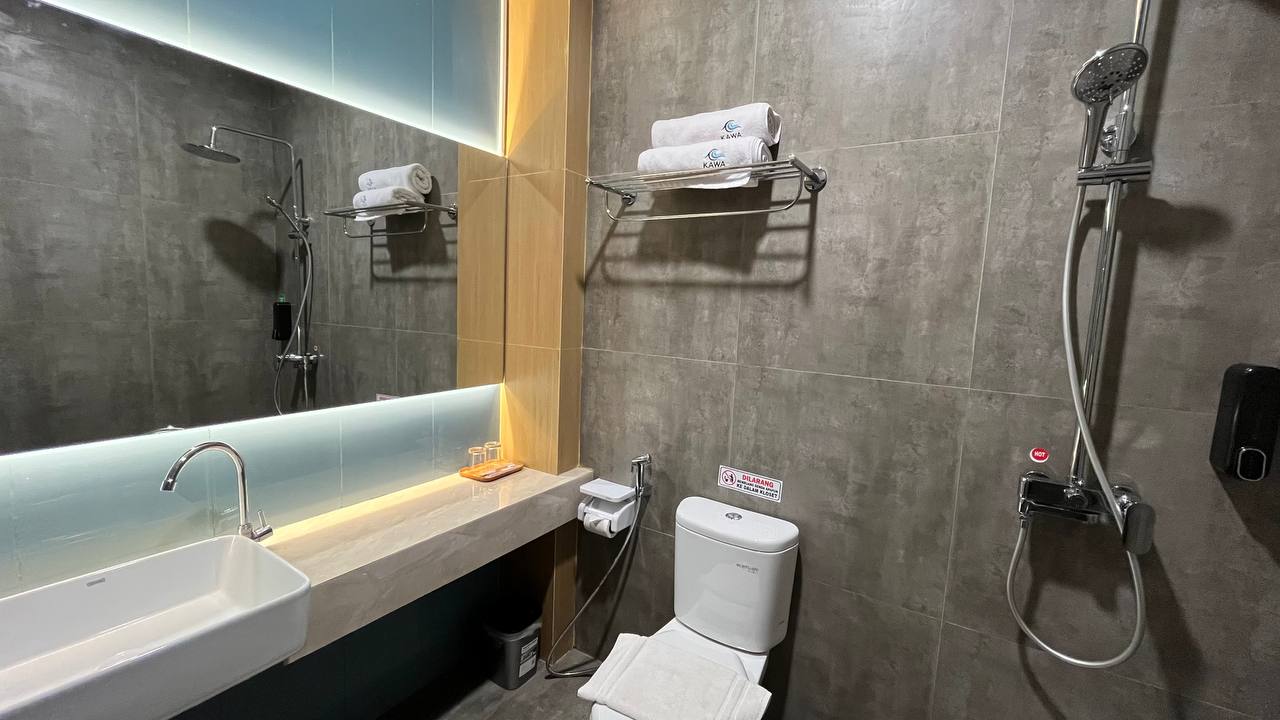Room image 4